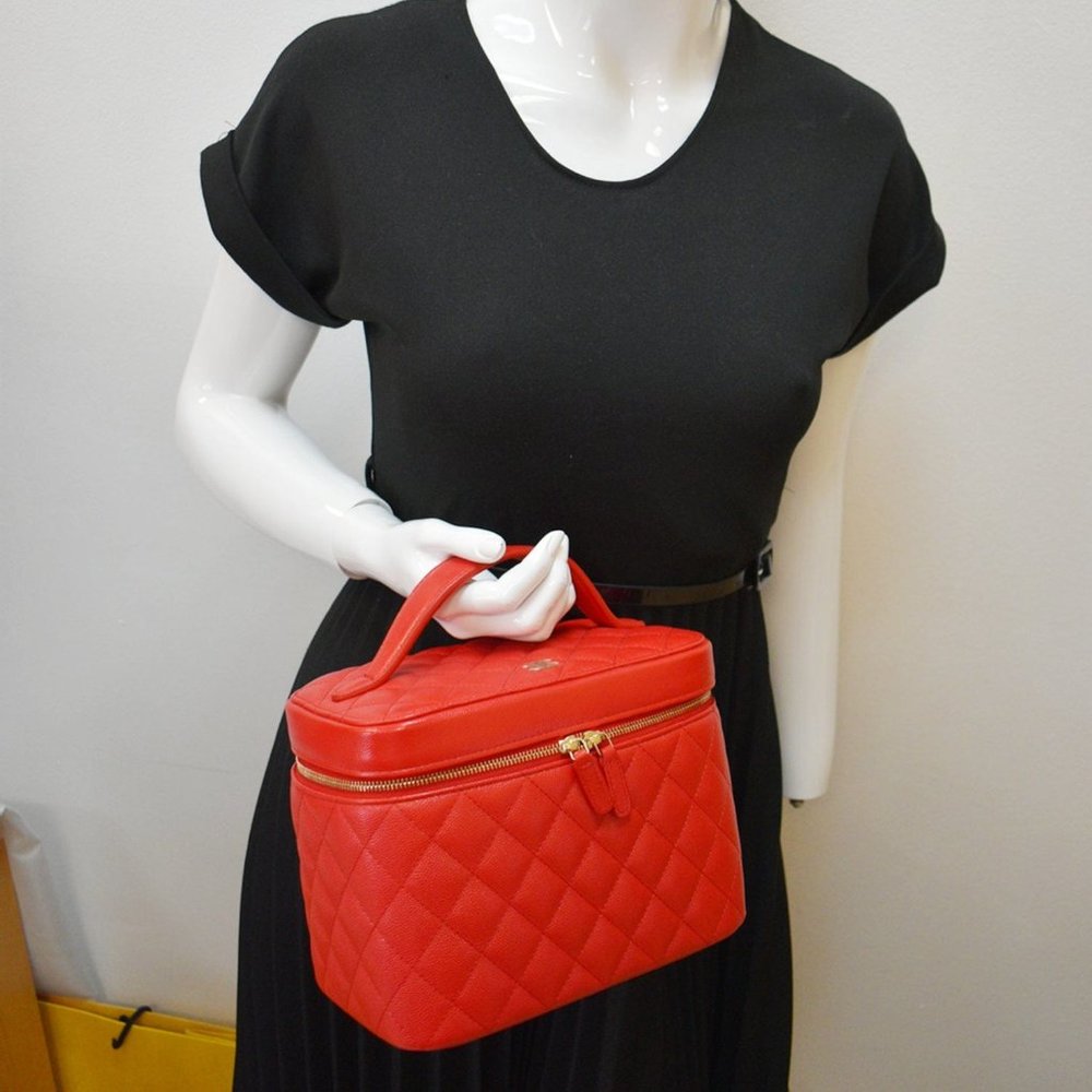 CHANEL  Vanity Caviar Leather Cosmetic Satchel Bag Red - Picture 2 of 11